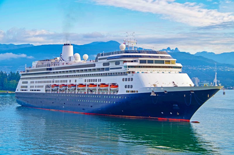 Kreuzfahrtschiff MS Volendam in West-Kanada - ©Tamme Wichmann - stock.adobe.com