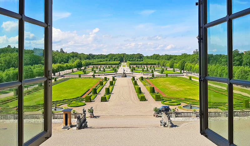 Blick in den Garten von Schloss Drottningholm - ©Katrin Deutschbein - Eberhardt TRAVEL