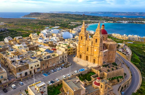 Melieha auf Malta &ndash; &copy; Karina Movsesyan - stock.adobe.com