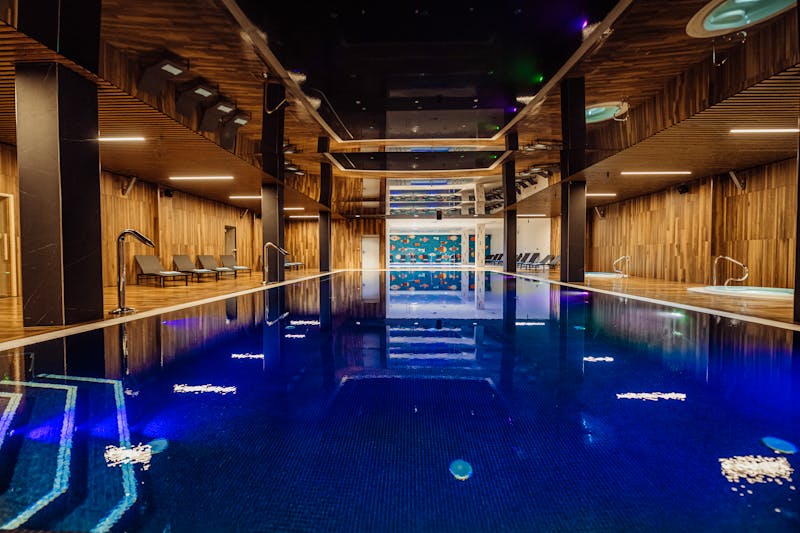 Elements Hotel & Spa in Bad Flinsberg - Schwimmbad – ©MARCIN KAZMIERUK