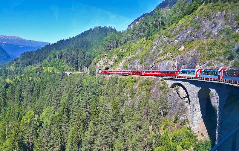 Zugfahrt mit dem Glacier-Express - ©Katrin Deutschbein - Eberhardt TRAVEL