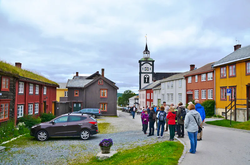 Stadtbummel in Röros - &copy;Konrad Füssel - Eberhardt TRAVEL