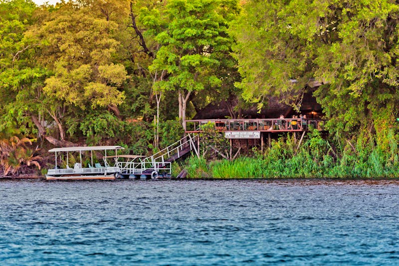 Ndhovu Safari Lodge am Fluss - ©Ndhovu Safari Lodge - Gerhard Pliessnig