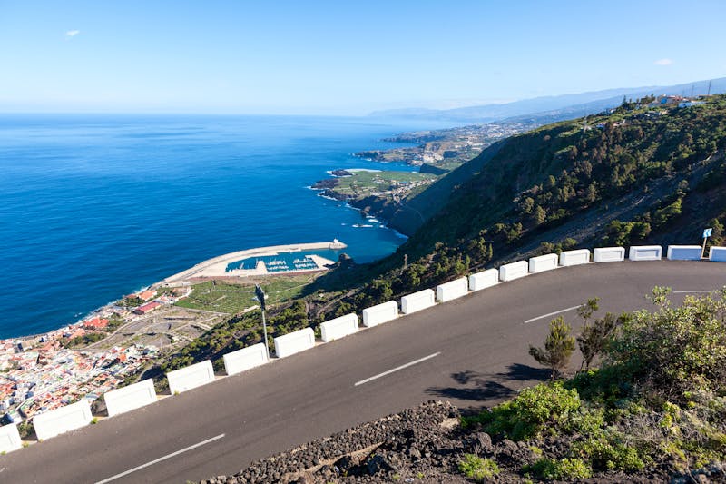 Küstenstraße auf Teneriffa bei Garachico - ©Kekyalyaynen - stock.adobe.com