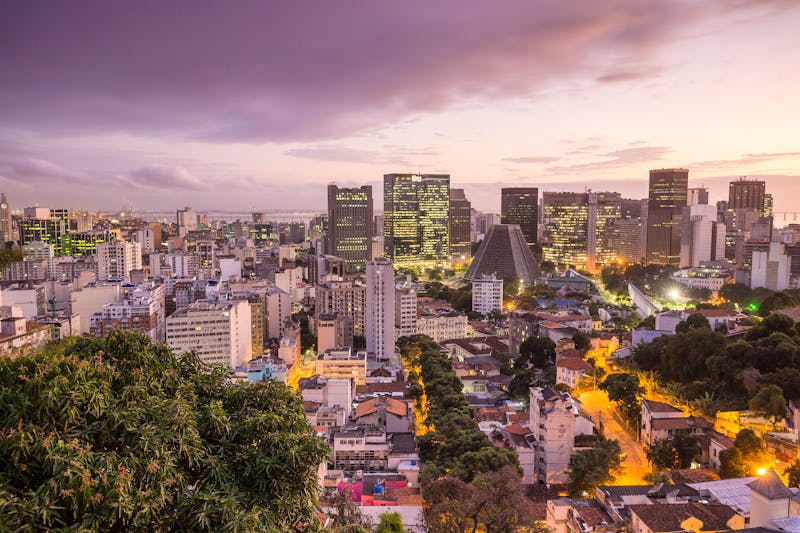 Rio de Janeiro am Abend - ©f11photo - stock.adobe.com