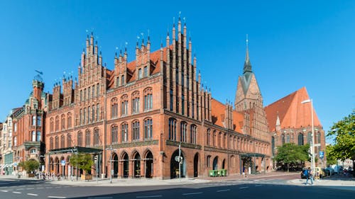 Altes Rathaus in Hannover &ndash; &copy; Michael Schnell - stock.adobe.com