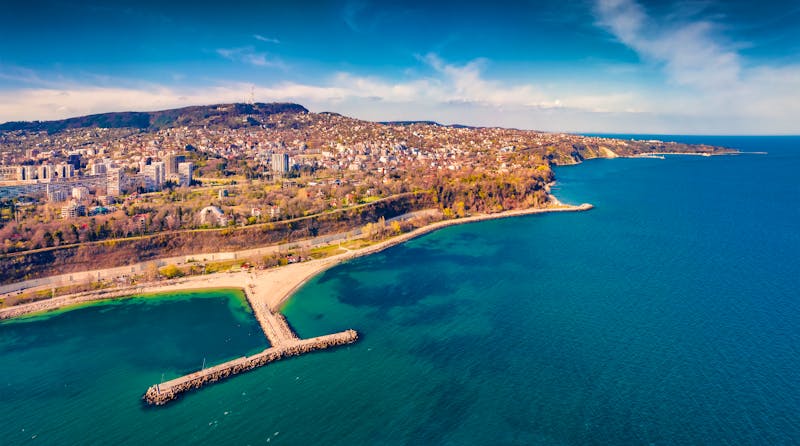 Hafen von Varna, Bulgarien - ©Andrew Mayovskyy - stock.adobe.c