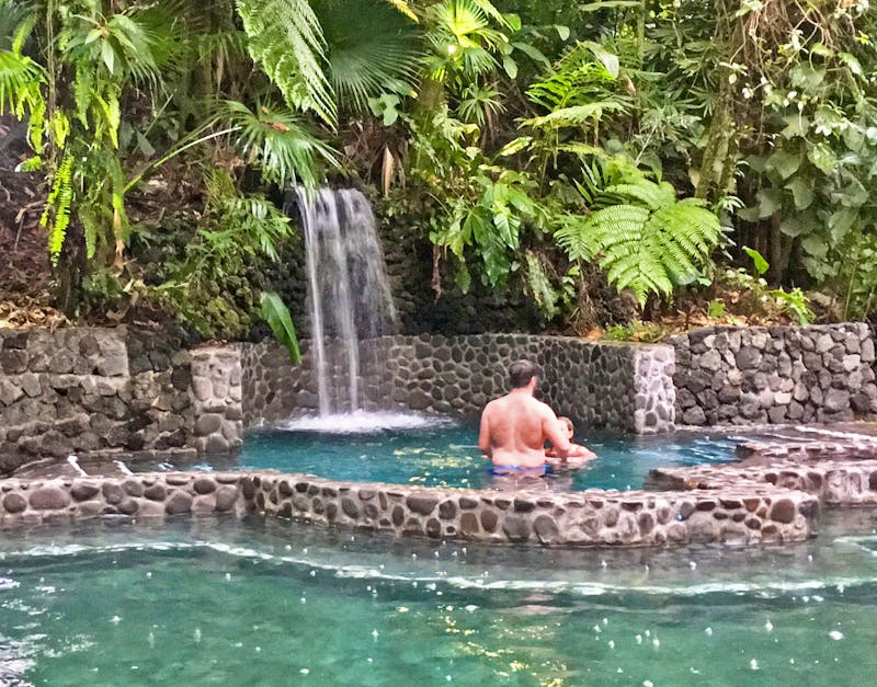 Baden in den heißen Quellen bei La Fortuna - Agua Thermales  - ©Elisabeth Fox-Märki - Eberhardt TRAVEL