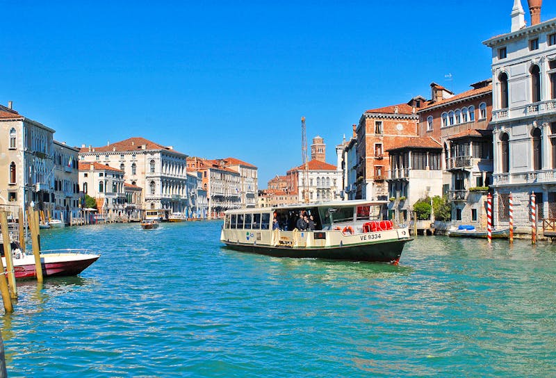 Wassertaxi in Venedig - ©Martin Büchner - Eberhardt TRAVEL