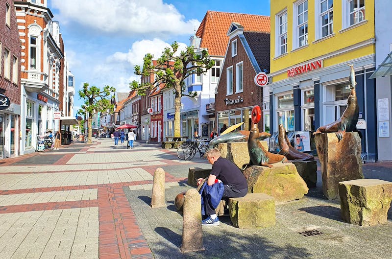 Einkaufsstraße in Aurich - Ostfriesland - ©Marlies Thrum- Eberhardt TRAVEL