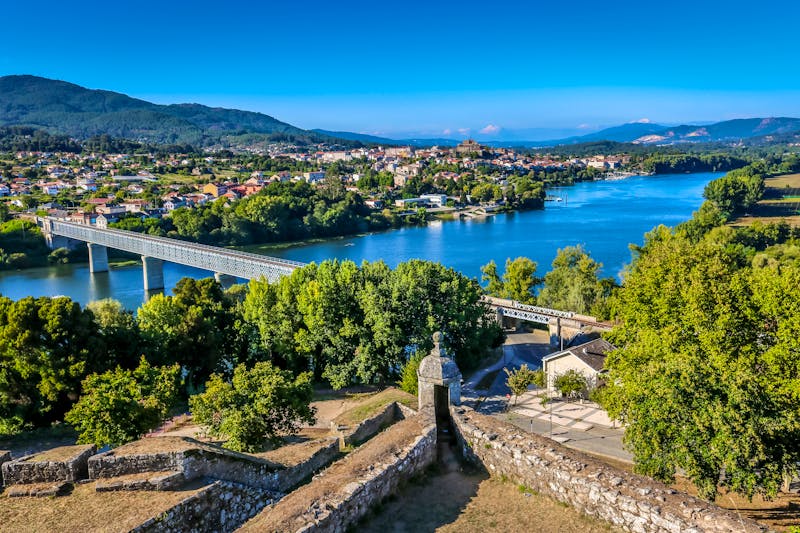 Grenzfluss zwischen Portugal und Spanien bei Valenca - ©Rui - stock.adobe.com