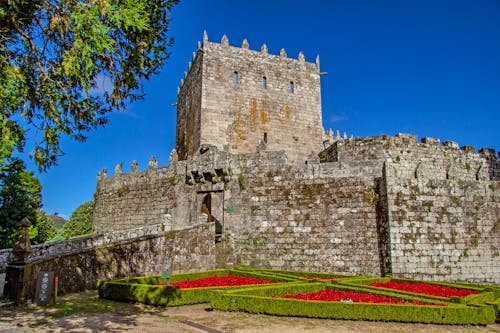Mittelalterliche Burg - Castelo de Soutomaior &ndash; &copy; Iago - stock.adobe.com
