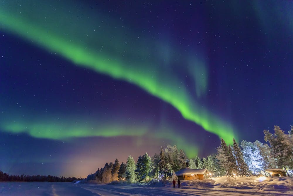 Nordlichter im Winter in Muonio im Norden von Finnland &ndash; &copy; Thomas Kraemer / Visit Finland