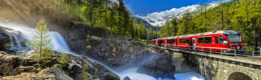 Schweiz - Zugreisen &ndash; &copy; ©Sandro - stock.adobe.com