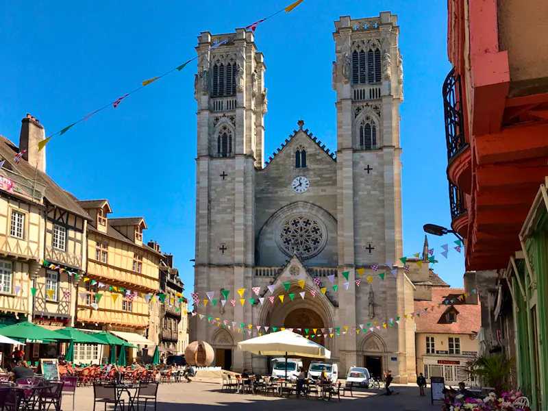 In Chalon-sur-Saone  - &copy;Magda-Viola Hanke - Eberhardt TRAVEL