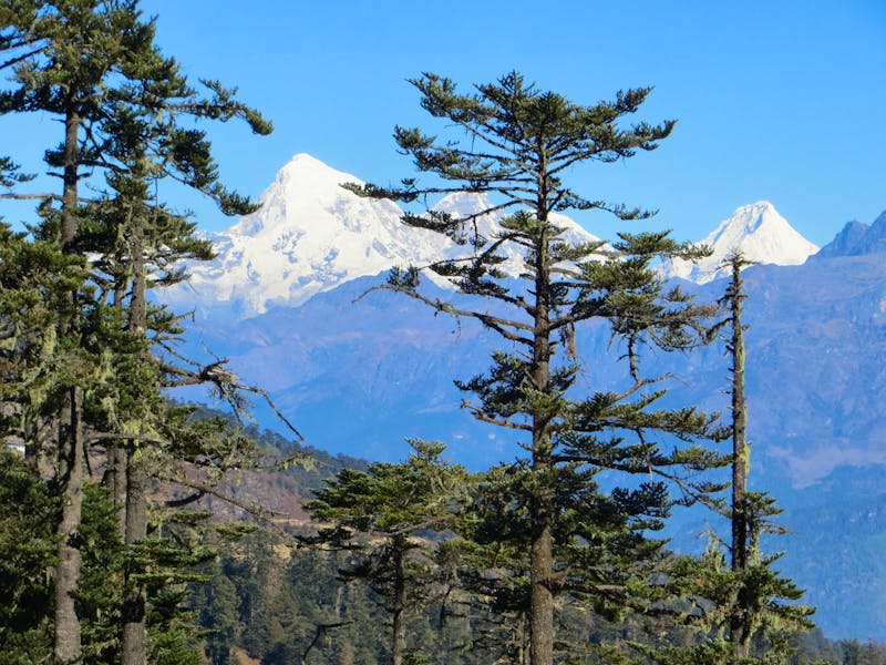 Blick auf den Jumolhari-Gipfel im Himalaya - ©Jürgen Schmeißer (Eberhardt TRAVEL)