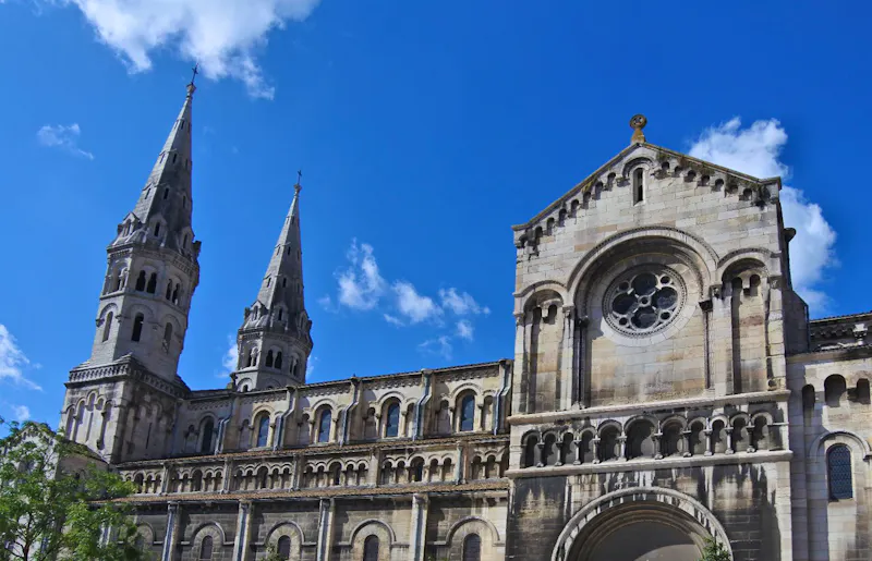 Stadtkirche in Macon - &copy;Hans-Joachim Trutz - Eberhardt TRAVEL