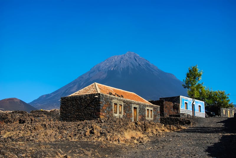 Vulkan Pico do Fogo und die Cha das Caldeiras - Kapverden - ©Sabine Hortebusch - stock.adobe.