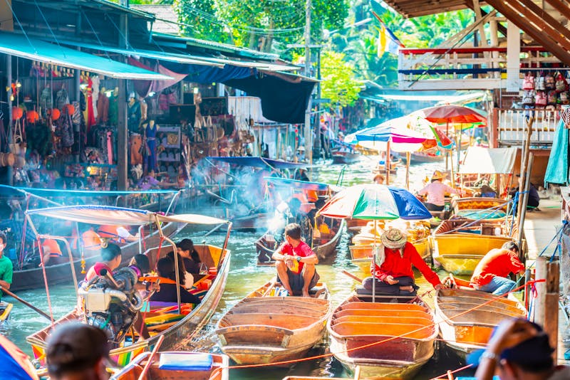 Schwimmender Markt Damnoen Saduak in Thailand - ©aphotostory - stock.adobe.com