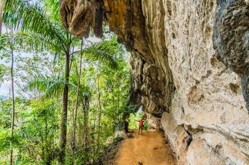 Wanderung in der Sierra del Escambray  &ndash; &copy; Knipsersiggi - stock.adobe.com