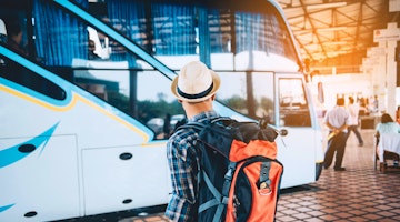 Reisebus-Zubringer Reisebus-Zubringer