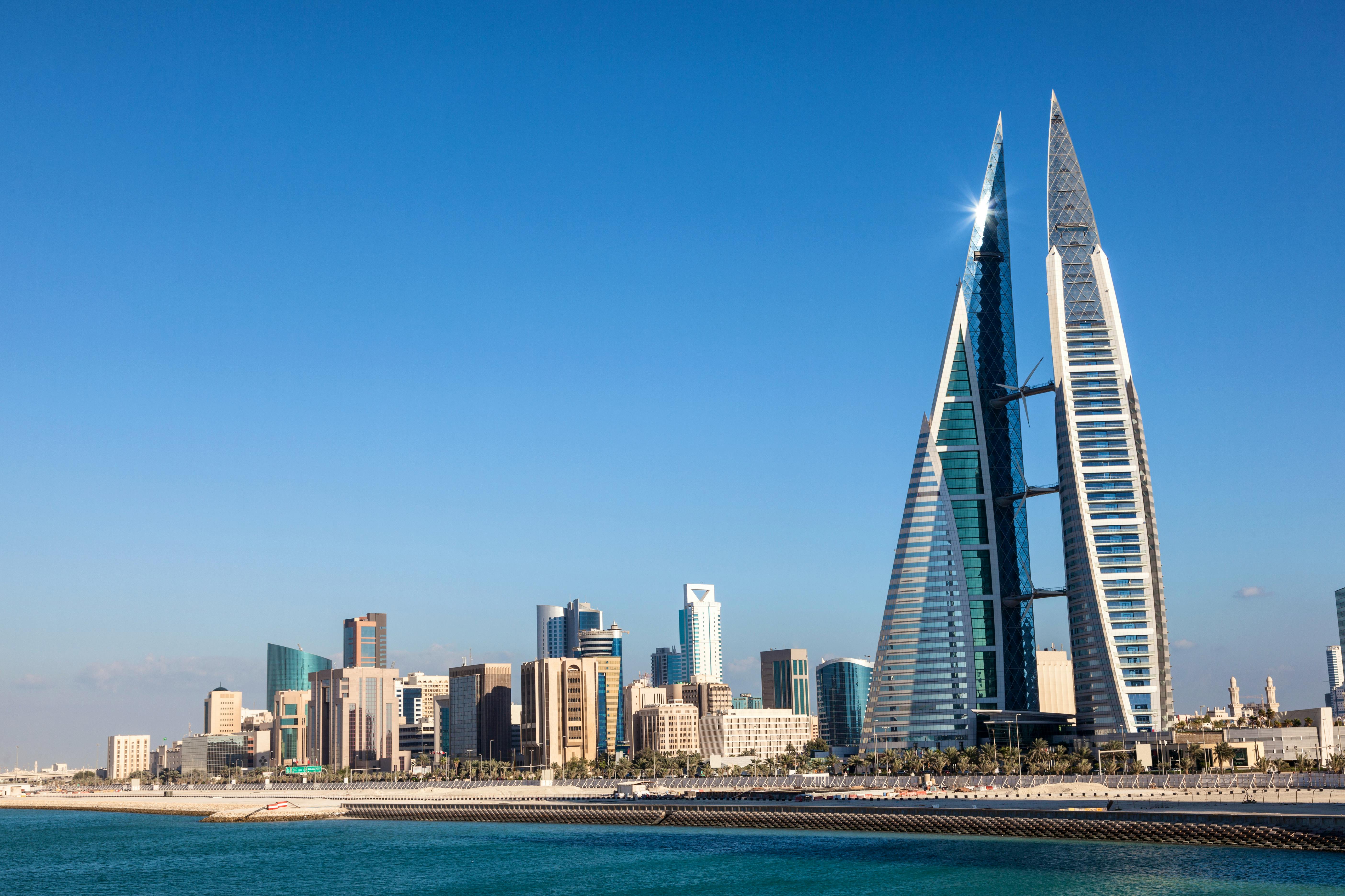 World Trade Center skyscraper and skyline of Manama City, Kingdom of Bahrain&nbsp;&ndash;&nbsp;&copy;&nbsp;philipus - Fotolia