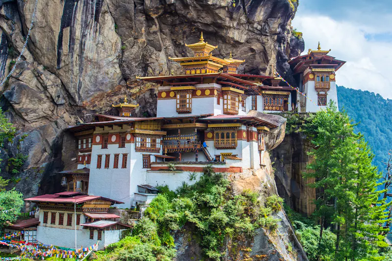 Taktsang Palphug Monastery Paro Bhutan - &copy;skaman306 - Fotolia