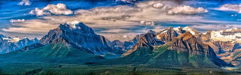 Canada Rocky Mountains Panorama on cloudy sky banff park - ©Andrea Izzotti - Fotolia