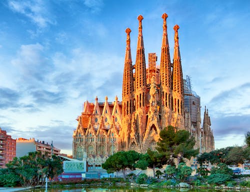 BARCELONA, SPAIN - FEBRUARY 10: La Sagrada Familia - the impressive cathedral designed by Gaudi, which is being build since 19 March 1882 and is not finished yet February 10, 2016 in Barcelona, Spain. – © TTstudio - Fotolia