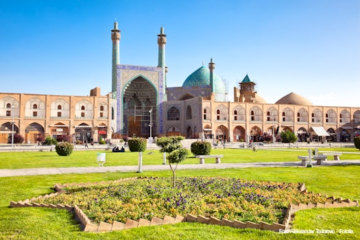 Jame Abbasi mosque on Naqsh-i Jahan Square   Esfahan  Isfahan  Iran – © Aleksandar Todorovic - Fotolia