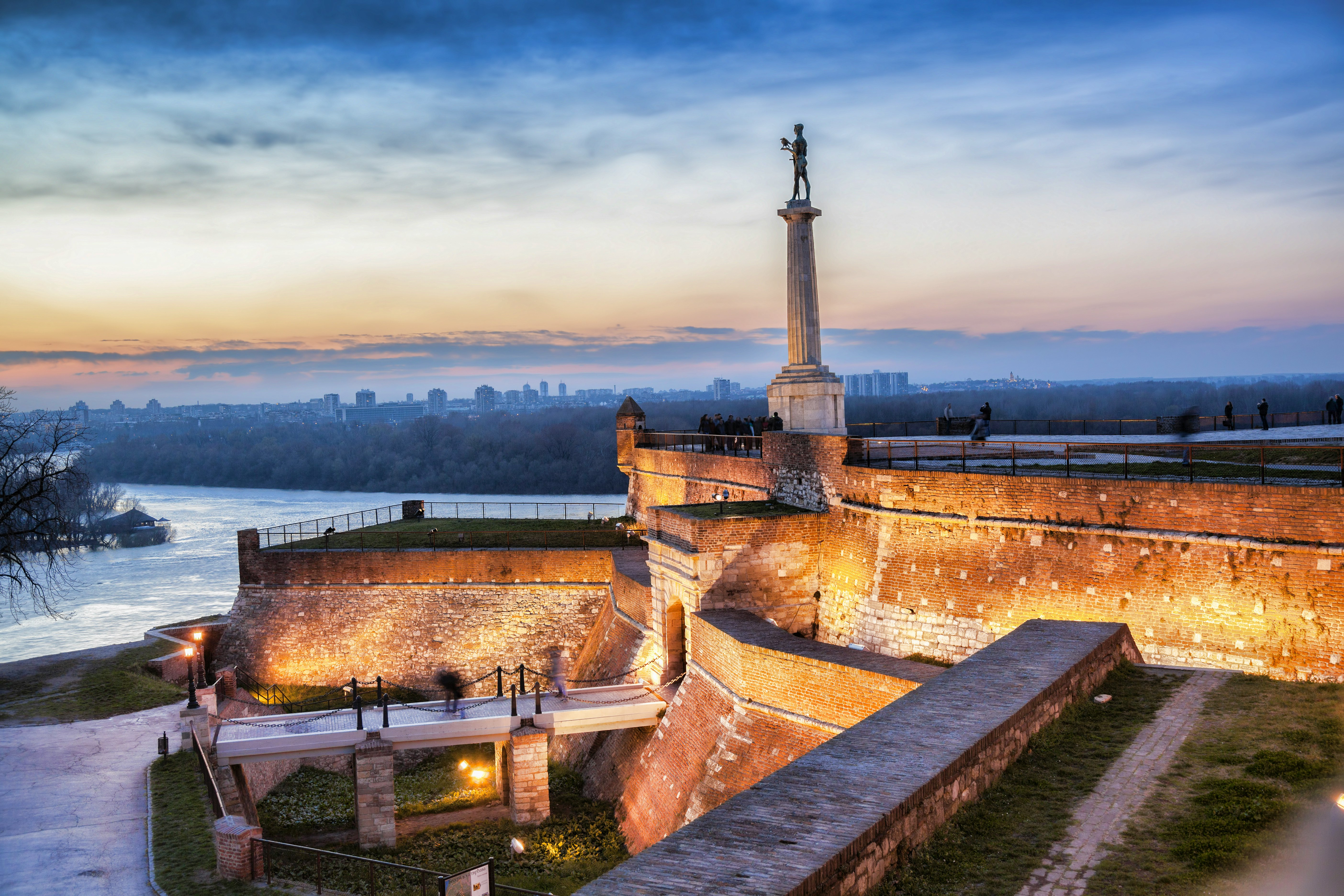 Statue of Victory in capital city Belgrade, Serbia – © samott - Fotolia