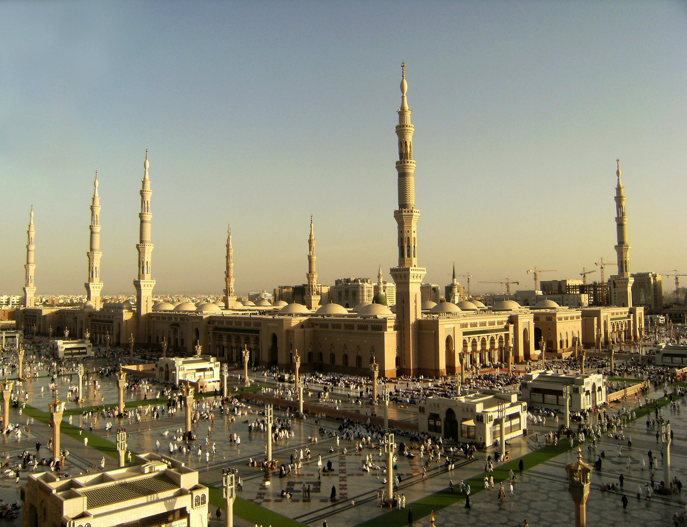 Nabawi Mosque, Medina, Saudi Arabia in the evening.&nbsp;&ndash;&nbsp;&copy;&nbsp;AHMAD FAIZAL YAHYA - Fotolia