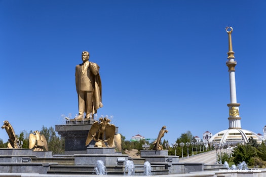 Independence Monument in Ashgabat Turkmenistan – © takawildcats - Fotolia