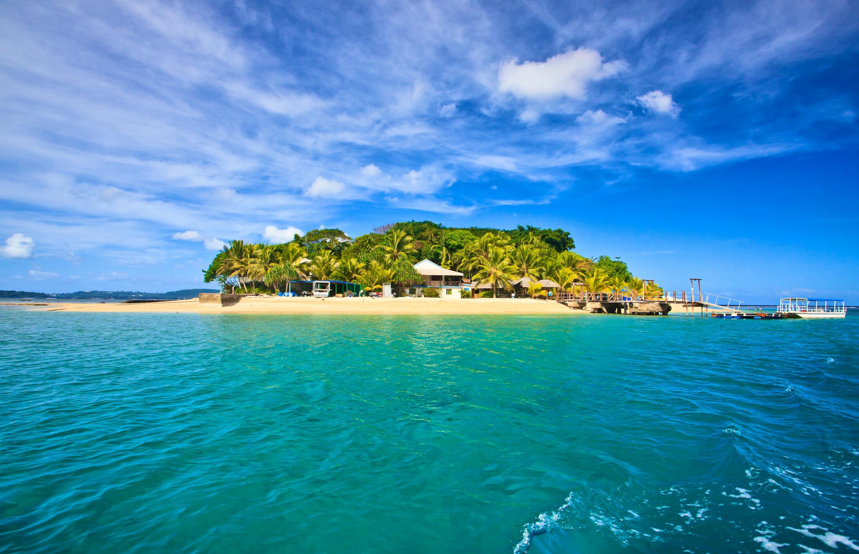 Hideaway Island--Beautiful tropical island in Vanuatu&nbsp;&ndash;&nbsp;&copy;&nbsp;juancat - Fotolia