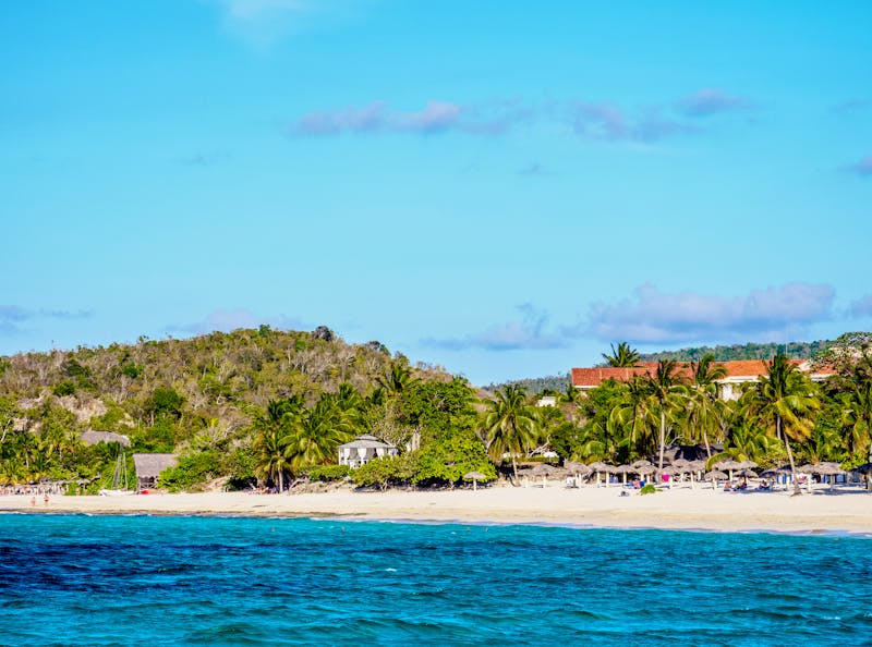 Tropischer Traumstrand an der Playa Esmeralda, Holguin, Kuba - ©Karol Kozłowski - stock.adobe.com