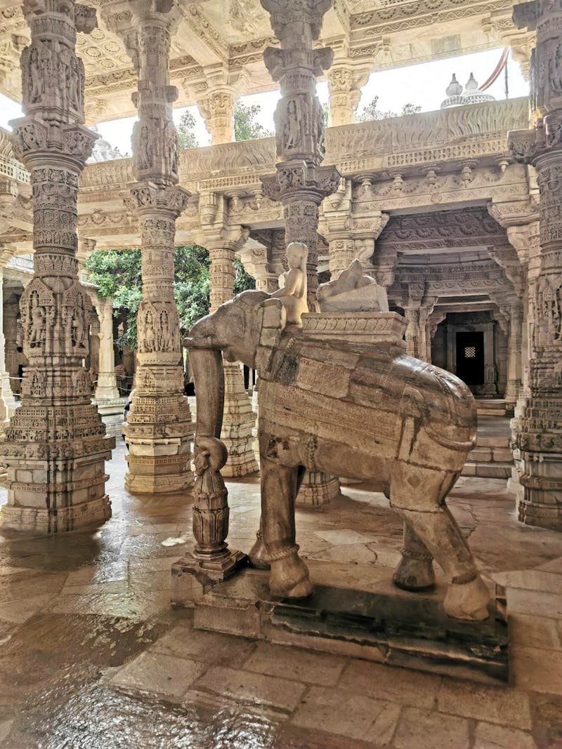 Ranakpur - Jain-Tempel  - ©Simone Willner (Eberhardt TRAVEL)