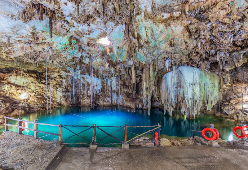 Chichen Itza, Cenoten von Dzitnup in der Nähe von Valladolid, Mexiko - ©SCStock - stock.adobe.com