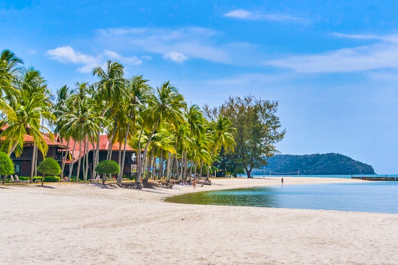 Insel Langkawi in Malaysia - Cenang Beach - &copy;Alexey Pelikh - stock.adobe.com