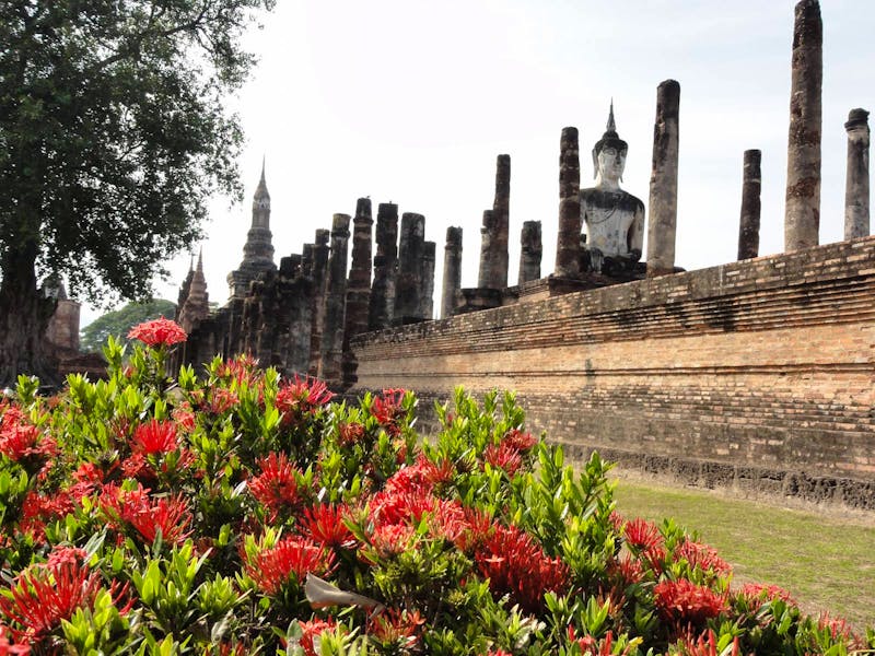 In der historischen Tempelstadt Sukhothai (UNESCO-Weltkulturerbe), Thailand  - ©Elisa Müller (Eberhardt TRAVEL)