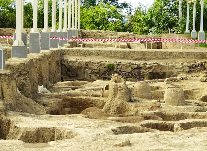 Archäologische Ausgrabungen bei Gabala - ©Dr. Inge Bily - Eberhardt TRAVEL