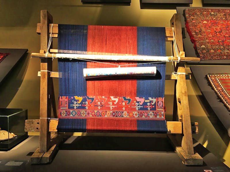 Rundgang im Teppichmuseum in Baku - ©Dr. Michael Krause - Eberhardt TRAVEL