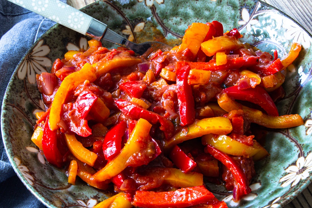 Letscho - ungarisches Paprikagemüse – © foodolia - stock.adobe.com