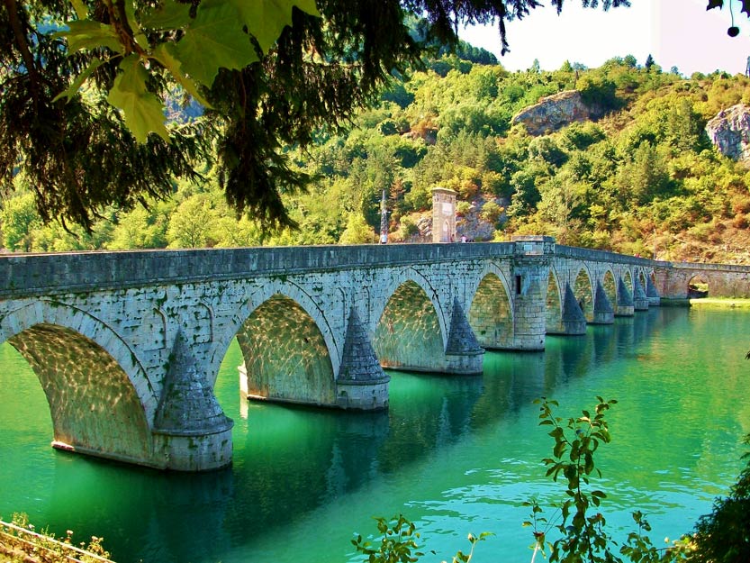 Visegrad: Die Brücke über die Drina
