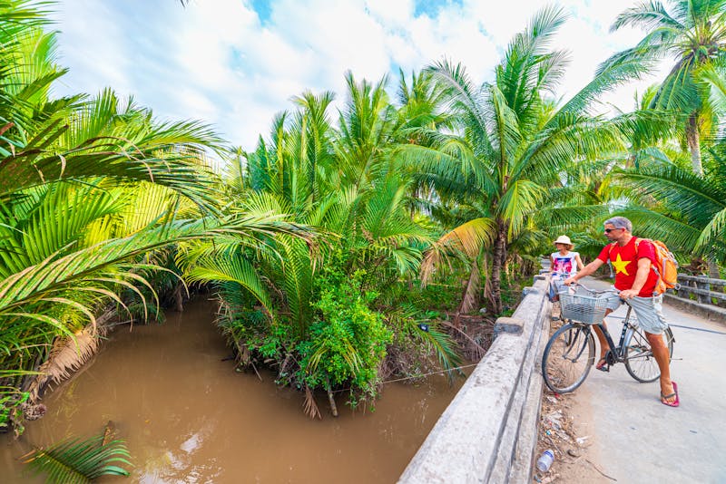 Mekong-Delta in Vietnam - Ausflug mit dem Fahrrad - ©fabio lamanna - stock.adobe.com