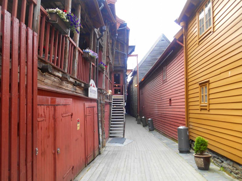 Historische Lagerhäuser im Hanseviertel Bryggen in Bergen - ©Katrin Deutschbein - Eberhardt TRAVEL