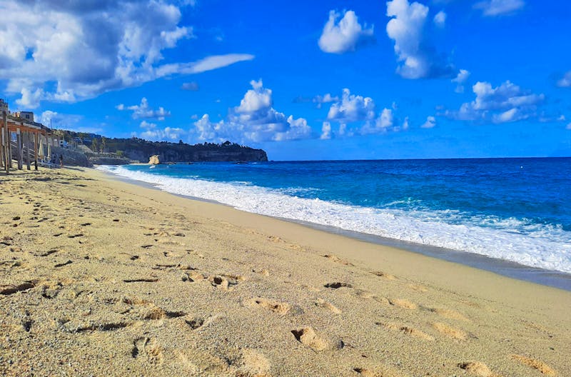 Am Strand von Tropea - ©Franziska Bergmann - Eberhardt TRAVEL