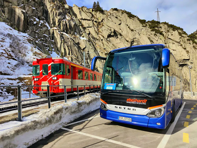 Eberhardt-Reisebus in der Schweiz - &copy;Eberhardt TRAVEL - Jan Tuzar