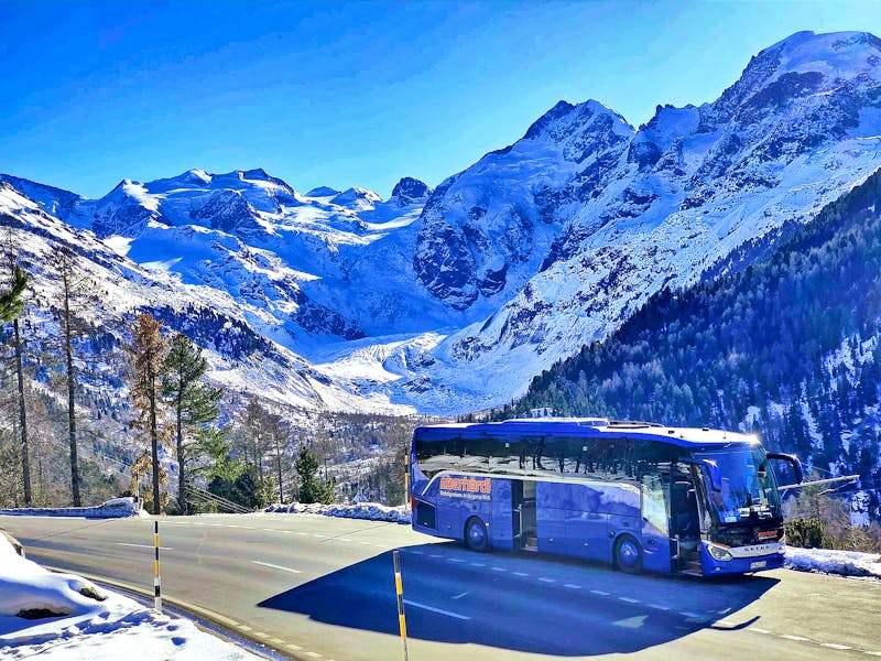 Eberhardt-Reisebus in den Alpen - ©Eberhardt TRAVEL - Jan Tuzar