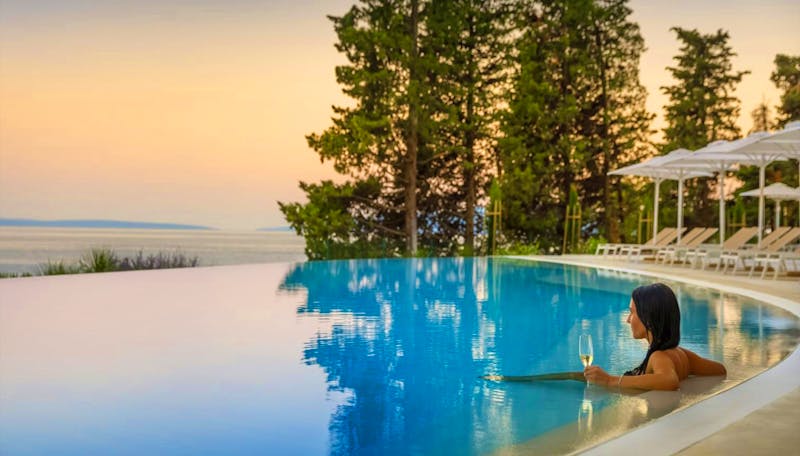Hotel Ičići in Opatija - Infinity Pool - ©Hotel Ičići Opatija