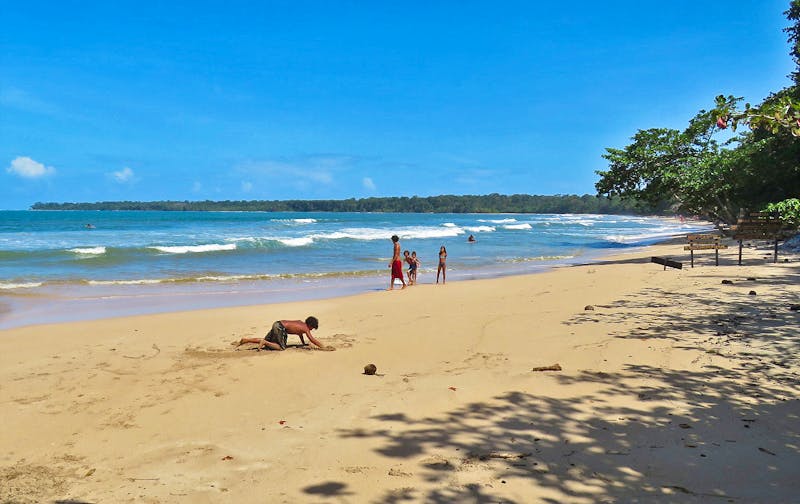 Strand im Nationalpark  Cahuita - ©Rico Manns - Eberhardt TRAVEL